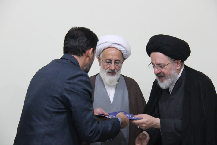 تصاویر / آیین تکریم و معارفه رئیس اداره اوقاف و امور خیریه شهرستان جلفا