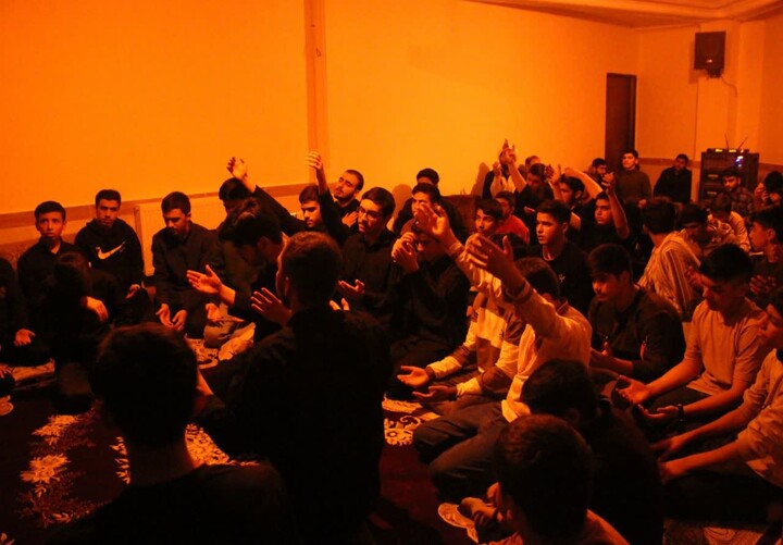 تصاویر/ هیئت هفتگی مدرسه علمیه صاحب الزمان(عج) مرند