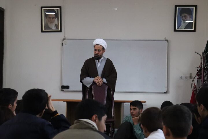 تصاویر/  اردوی تعالیطلاب مدرسه علمیه امام خامنه ای ارومیه