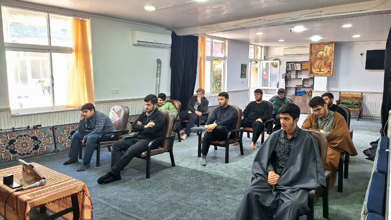 کرسی پژوهشی «نقش زمان و مکان در اجتهاد» در مدرسه علمیه قائمیه بندرانزلی برگزار شد