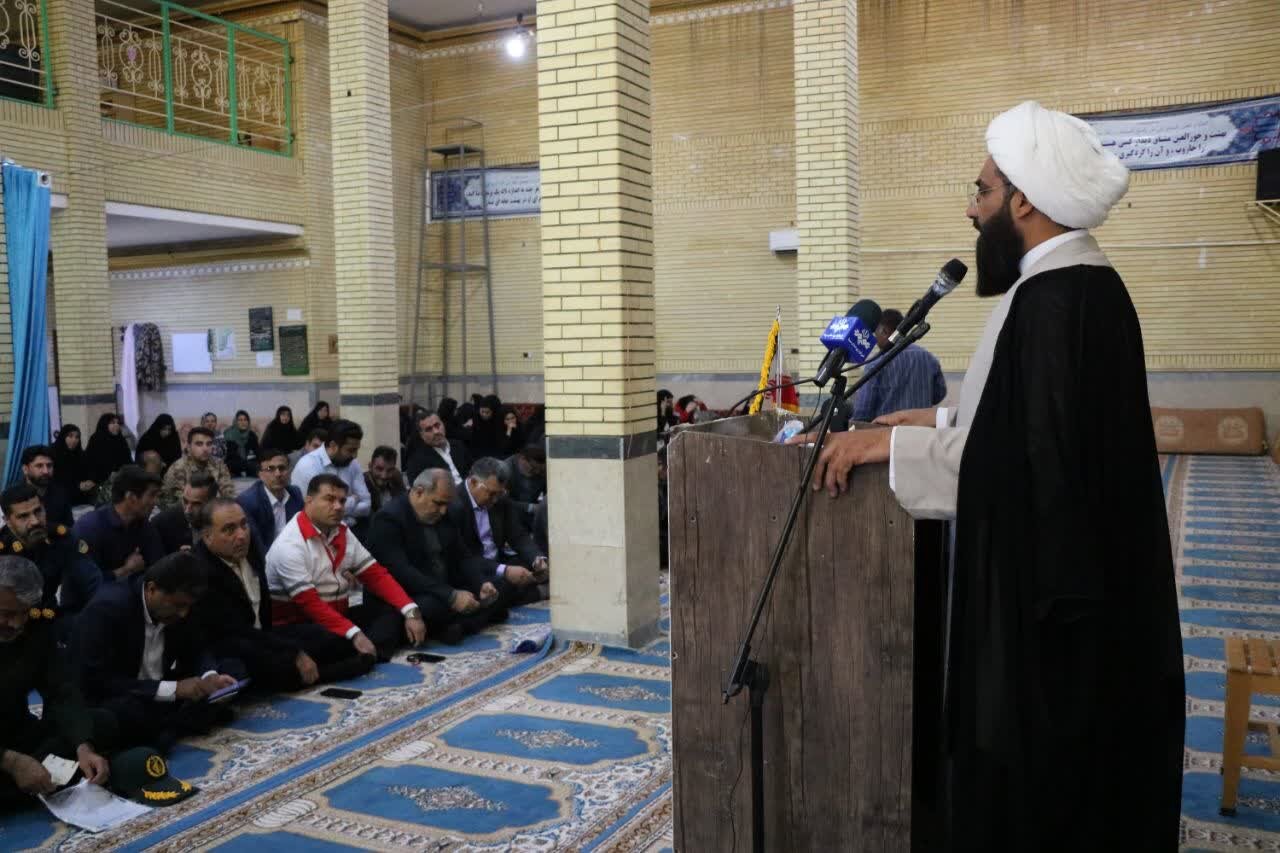 تصاویر/ دیدار امام جمعه شهرستان دهلران با  مردم بخش زرین آباد