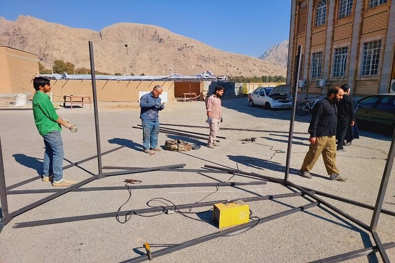 برپایی نمایشگاه تجسمی «روایت غربت در کوچه‌های مادری» در کرمانشاه+ تصاویر
