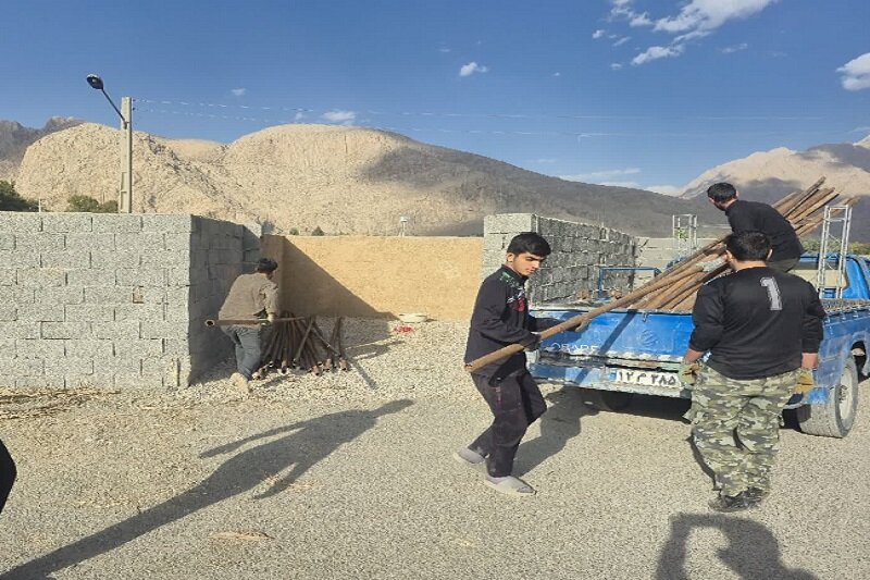 برپایی نمایشگاه تجسمی «روایت غربت در کوچههای مادری» در کرمانشاه+ تصاویر