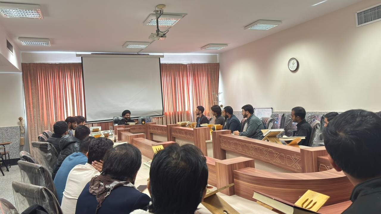 اصفہان؛ وجود امام اور خلافتِ امیر المؤمنین (ع) کے عنوان سے علمی نشست کا اہتمام