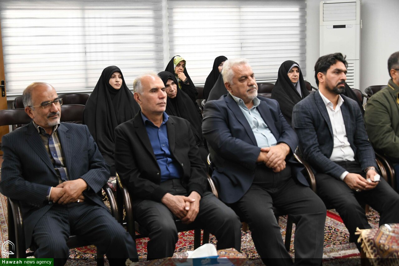 حساسیت گزینش معلمان از جهت قدرت تأثیر در تربیت آینده جامعه، بسیار بالاست