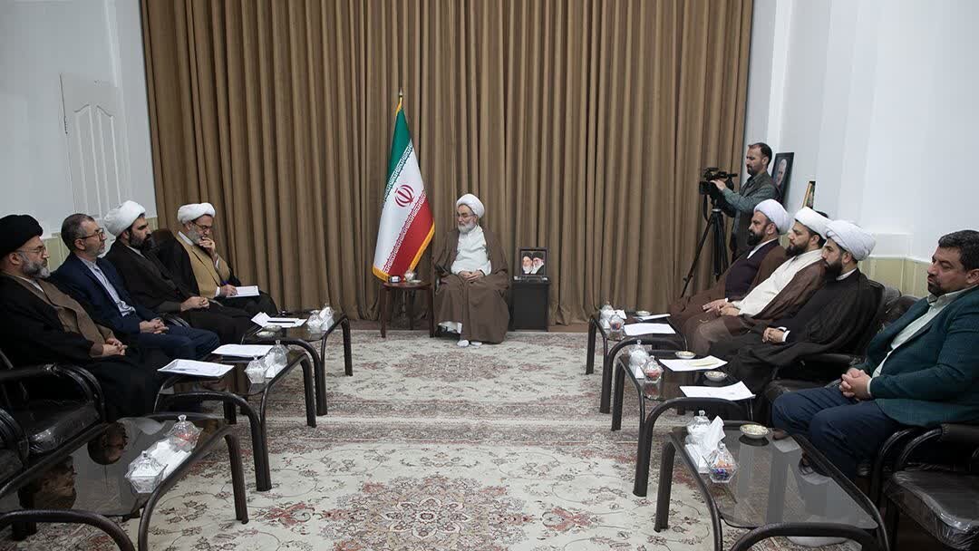 Mimbar dan Mihrab: Pilar Abadi Dakwah Islam