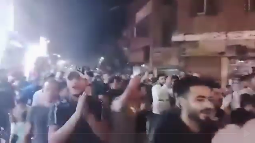 شرارة الفتنة تشتعل في ريف دمشق.. إمام مسجد يقود حملة ضد الشيعة ومنطقة السيدة زينب (ع) تتحول إلى ساحة توتر مذهبي