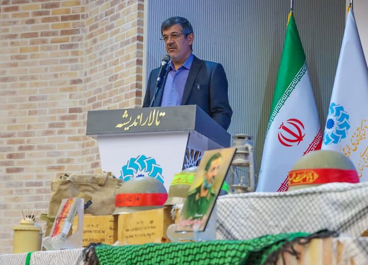 تصاویر/ رونمایی از کتاب همسفر آتش و برف