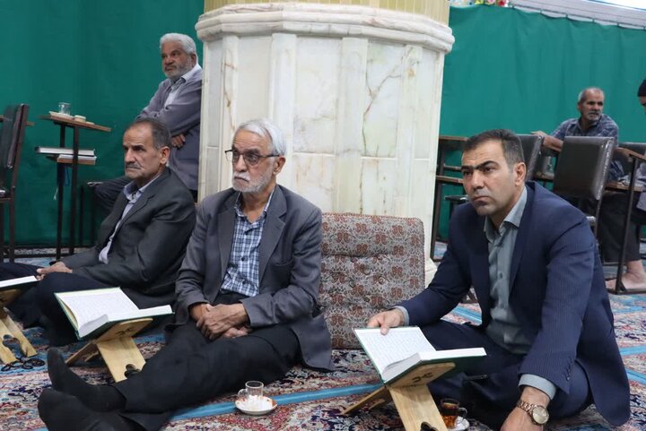 تصاویر/ برگزاری سی‌ و پنجمین جلسه تفسیر قرآن کریم در مسجد جامع مجومرد