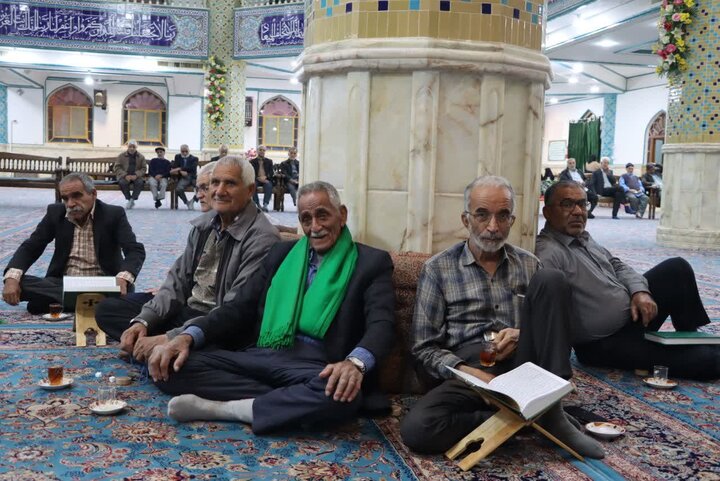 تصاویر/ برگزاری سی‌ و پنجمین جلسه تفسیر قرآن کریم در مسجد جامع مجومرد