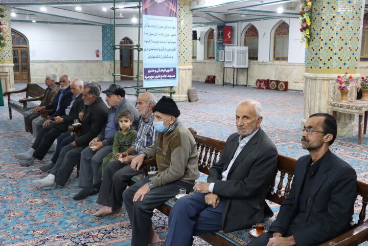 تصاویر/ برگزاری سی‌ و پنجمین جلسه تفسیر قرآن کریم در مسجد جامع مجومرد