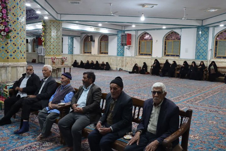 تصاویر/ برگزاری سی‌ و پنجمین جلسه تفسیر قرآن کریم در مسجد جامع مجومرد