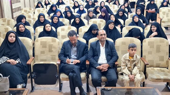 تصاویر/  برگزاری دوره‌ی سراسری شهر من شهر نماز