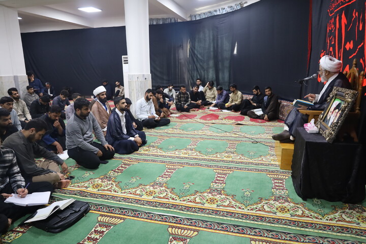 تصاویر/ درس اخلاق طلاب مدرسه علمیه النبی (ص) بندرعباس