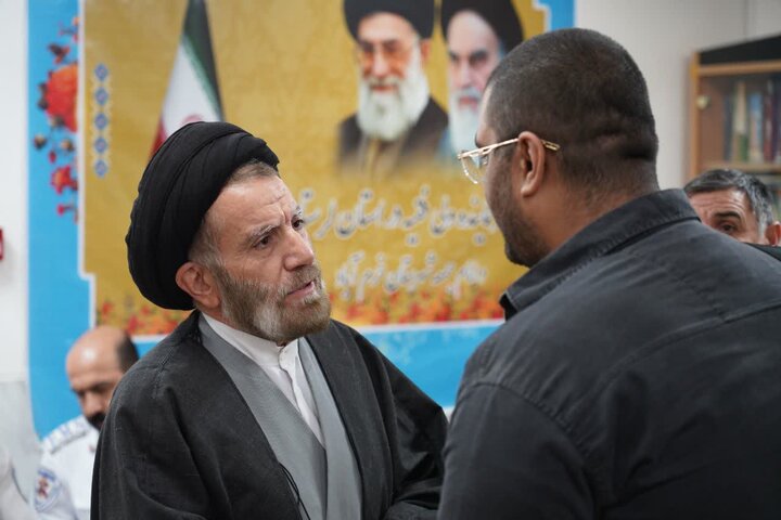 تصاویر/ملاقات عمومی مردم با نماینده ولی فقیه در لرستان