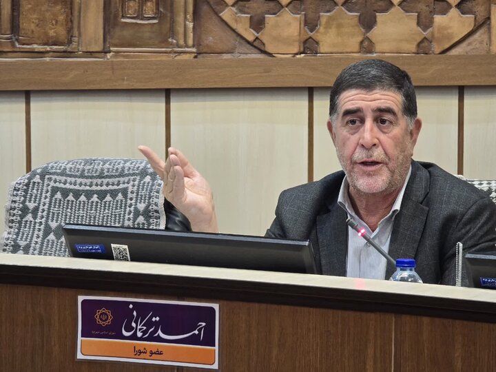 نشست هم‌اندیشی حوزه  علمیه خواهران و شورای شهر یزد برای کاهش آسیب‌های اجتماعی