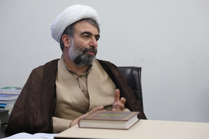 تصاویر/نشست هم اندیشی برگزاری برنامه های وحدت حوزه و دانشگاه