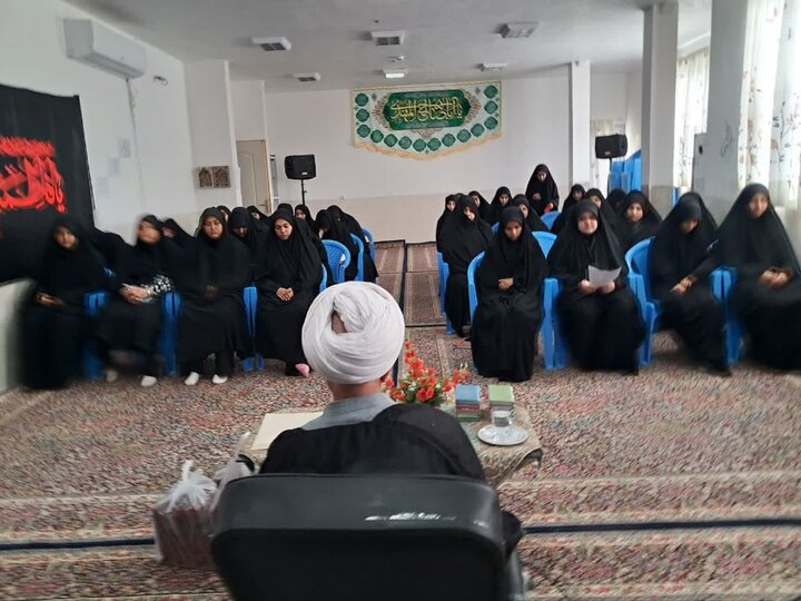 تصاویر/  جلسه اخلاق مدرسه علمیه الزهرا (س) شهداد