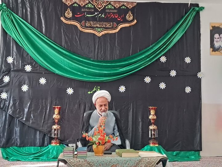 تصاویر/  جلسه اخلاق مدرسه علمیه الزهرا (س) شهداد