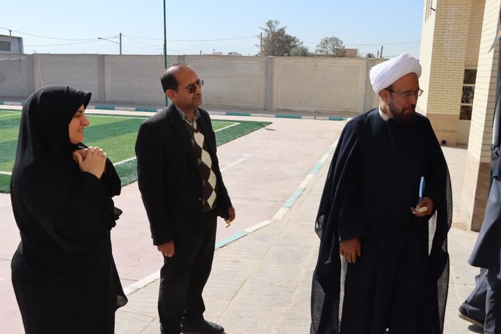 تصاویر/ برنامه فرهنگی دوشنبه‌ های نمازی مدارس اشکذر