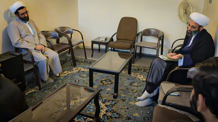 تصاویر/بازدید معاون آموزش و مسئول جذب حوزه علمیه استان همدان از مدارس شهرستانی با محوریت جذب طلبه