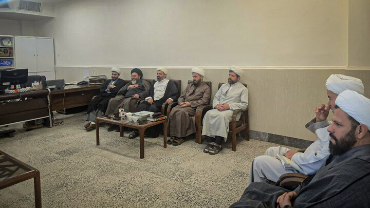 تصاویر/بازدید معاون آموزش و مسئول جذب حوزه علمیه استان همدان از مدارس شهرستانی با محوریت جذب طلبه