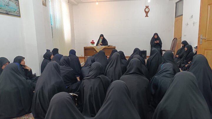 تصاویر/ حضور مدیر و معاونان حوزه علمیه خواهران استان کرمان در مدرسه علمیه فاطمه الزهرا بم