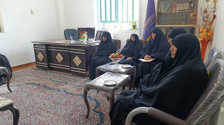تصاویر/ حضور مدیر و معاونان حوزه علمیه خواهران استان کرمان در مدرسه علمیه فاطمه الزهرا بم