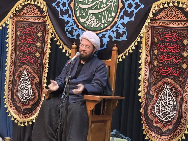 تصاویر/ میزبانی آستان مقدس امامزاده صالح (ع) فرحزاد از محفل باشکوه قرآن و عترت