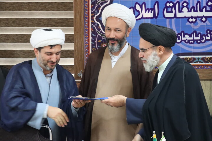 تصاویر / تودیع و معارفه معاون فرهنگی اداره کل تبلیغات اسلامی آذربایجان شرقی