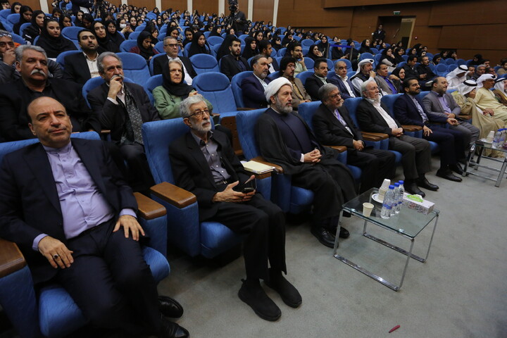 تصاویر / جشنواره بین‌المللی شعر «نبی رحمت» در اصفهان