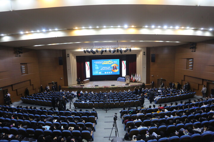 تصاویر / جشنواره بین‌المللی شعر «نبی رحمت» در اصفهان