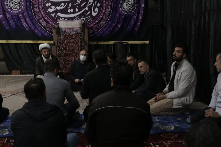 تصاویر/ حضور فرماندار ارومیه در مسجد یازهرا (س) ارومیه برای بررسی مسائل و مشکلات محله حسین آباد