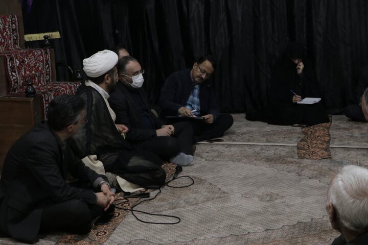 تصاویر/ حضور فرماندار ارومیه در مسجد یازهرا (س) ارومیه برای بررسی مسائل و مشکلات محله حسین آباد