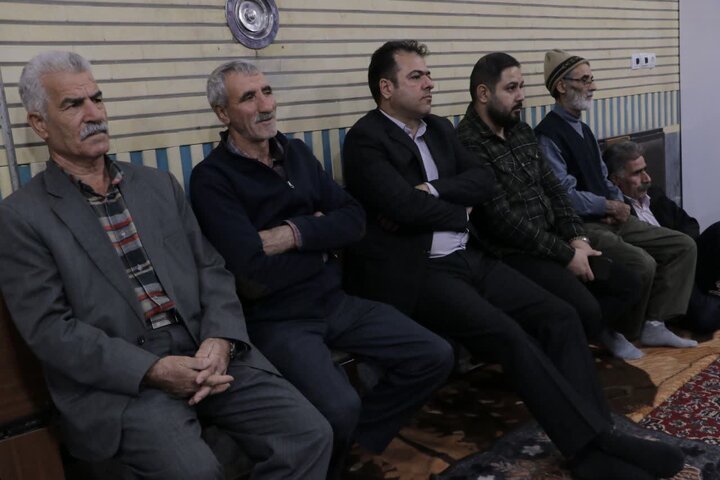 تصاویر/ حضور فرماندار ارومیه در مسجد یازهرا (س) ارومیه برای بررسی مسائل و مشکلات محله حسین آباد