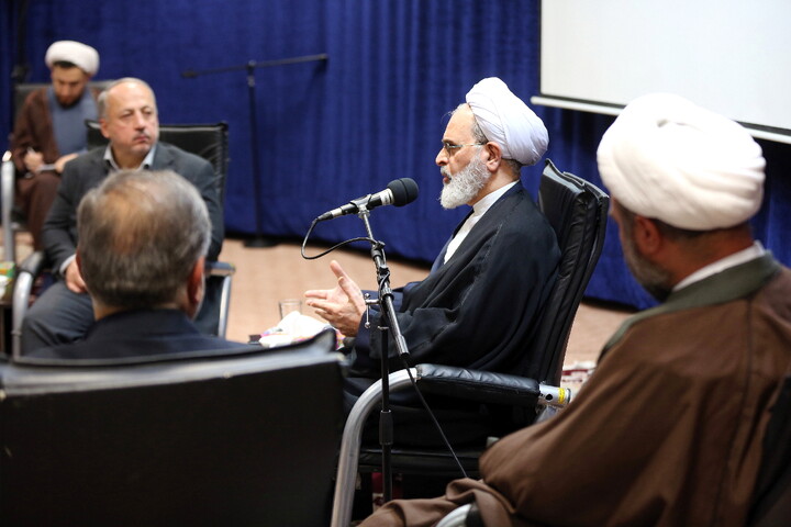 تصاویر/ دیدار شهرداران مراکز استان‌ها با آیت الله اعرافی