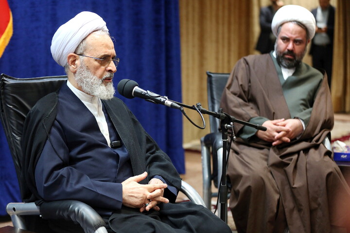 تصاویر/ دیدار شهرداران مراکز استان‌ها با آیت الله اعرافی