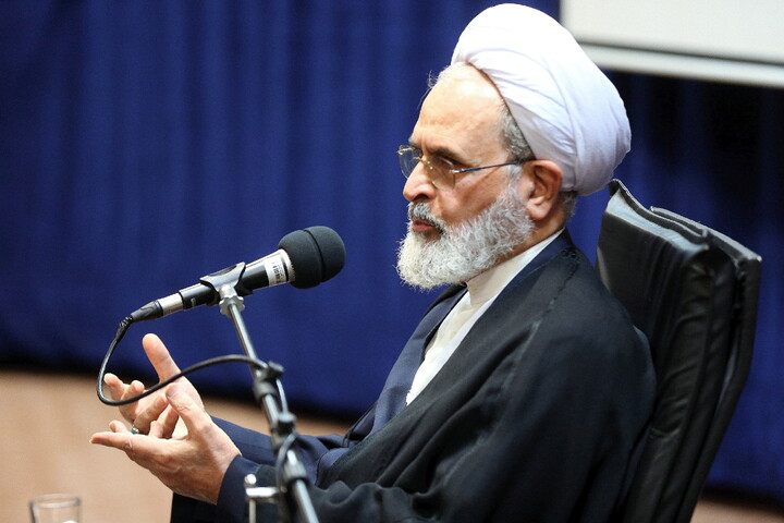 تصاویر/ دیدار شهرداران مراکز استان‌ها با آیت الله اعرافی