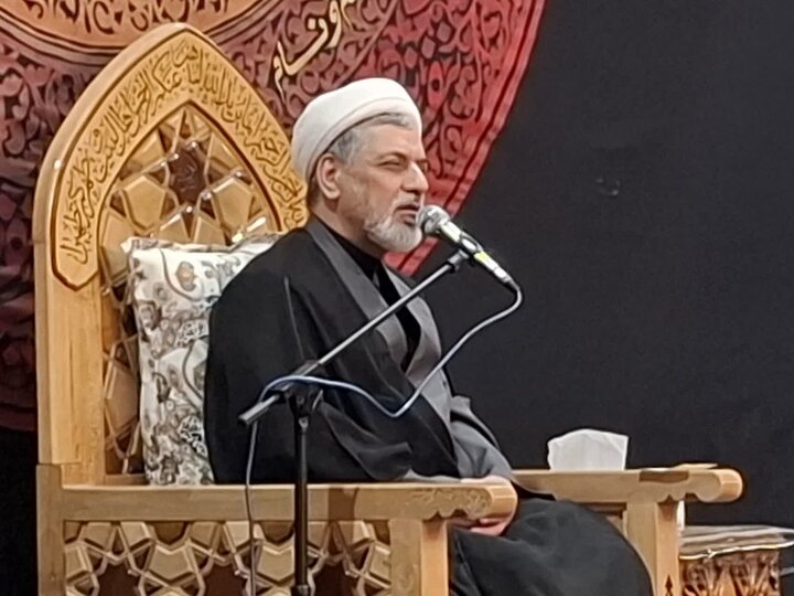 تصاویر/مراسم سوگواری شهادت حضرت فاطمه زهرا (س)درمسجدمحقق آران وبیدگل