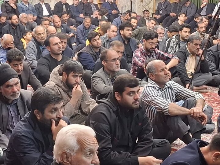 تصاویر/مراسم سوگواری شهادت حضرت فاطمه زهرا (س)درمسجدمحقق آران وبیدگل