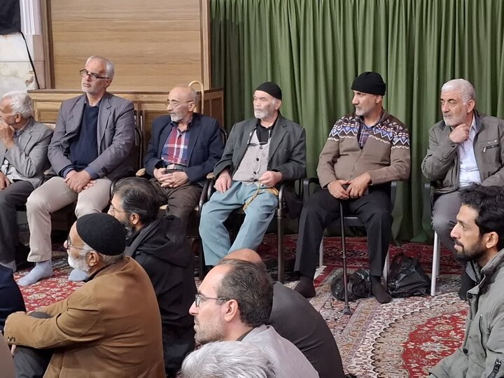 تصاویر/مراسم سوگواری شهادت حضرت فاطمه زهرا (س)درمسجدمحقق آران وبیدگل