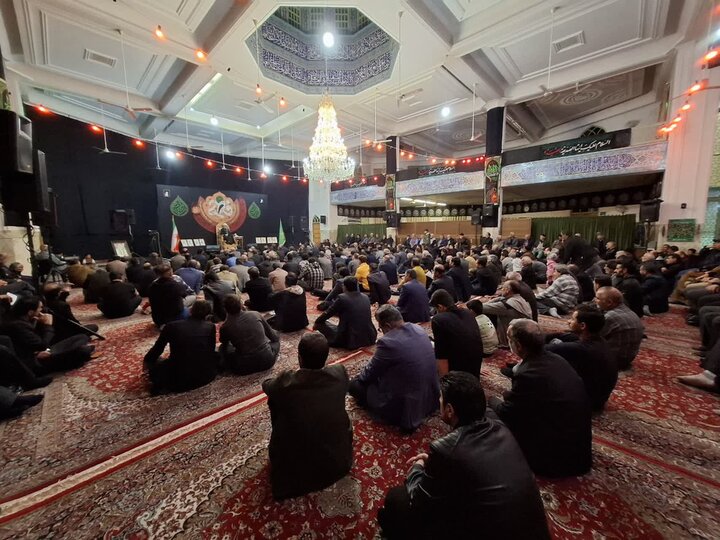 تصاویر/مراسم سوگواری شهادت حضرت فاطمه زهرا (س)درمسجدمحقق آران وبیدگل