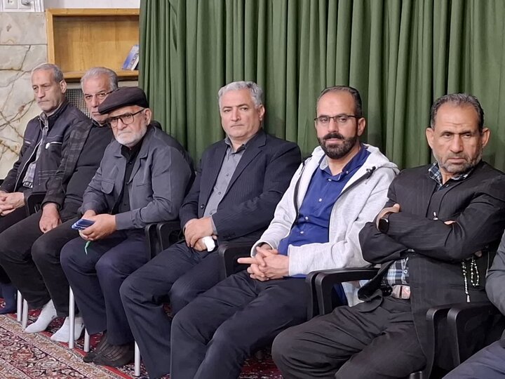 تصاویر/مراسم سوگواری شهادت حضرت فاطمه زهرا (س)درمسجدمحقق آران وبیدگل