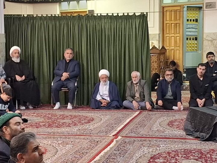 تصاویر/مراسم سوگواری شهادت حضرت فاطمه زهرا (س)درمسجدمحقق آران وبیدگل