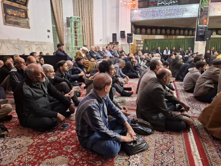 تصاویر/مراسم سوگواری شهادت حضرت فاطمه زهرا (س)درمسجدمحقق آران وبیدگل