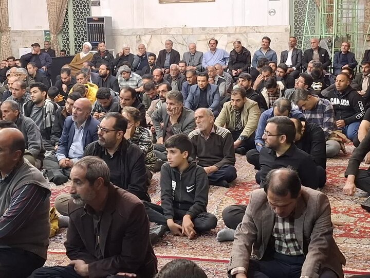 تصاویر/مراسم سوگواری شهادت حضرت فاطمه زهرا (س)درمسجدمحقق آران وبیدگل