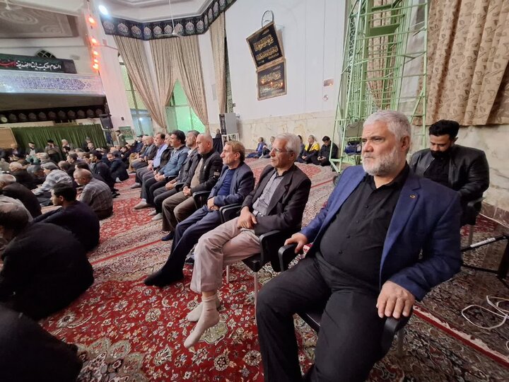 تصاویر/مراسم سوگواری شهادت حضرت فاطمه زهرا (س)درمسجدمحقق آران وبیدگل