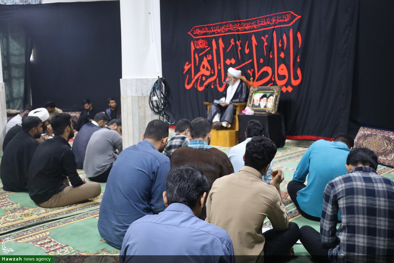 تصاویر/ درس اخلاق طلاب مدرسه علمیه النبی (ص) بندرعباس