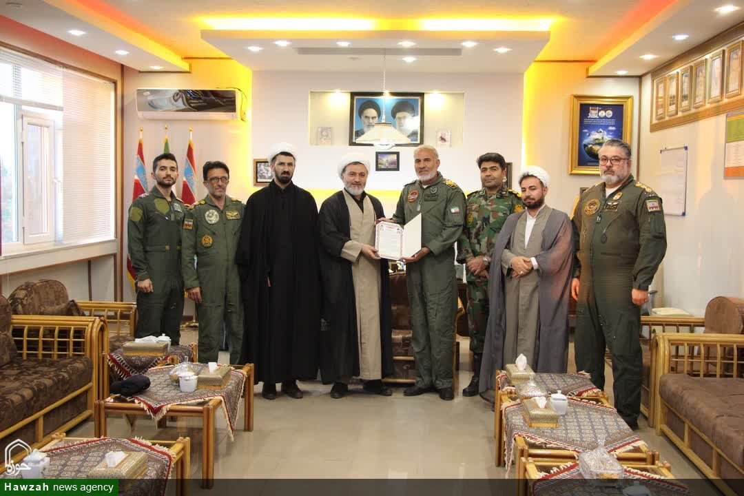 تبدیل نقاط قوت نظام به ضعف، حربه دشمنان است +عکس