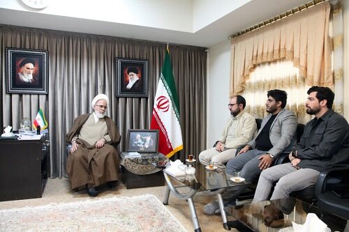 دشمن با جنگ روانی پیچیده، به دنبال سربازگیری از میان جوانان ما است+عکس